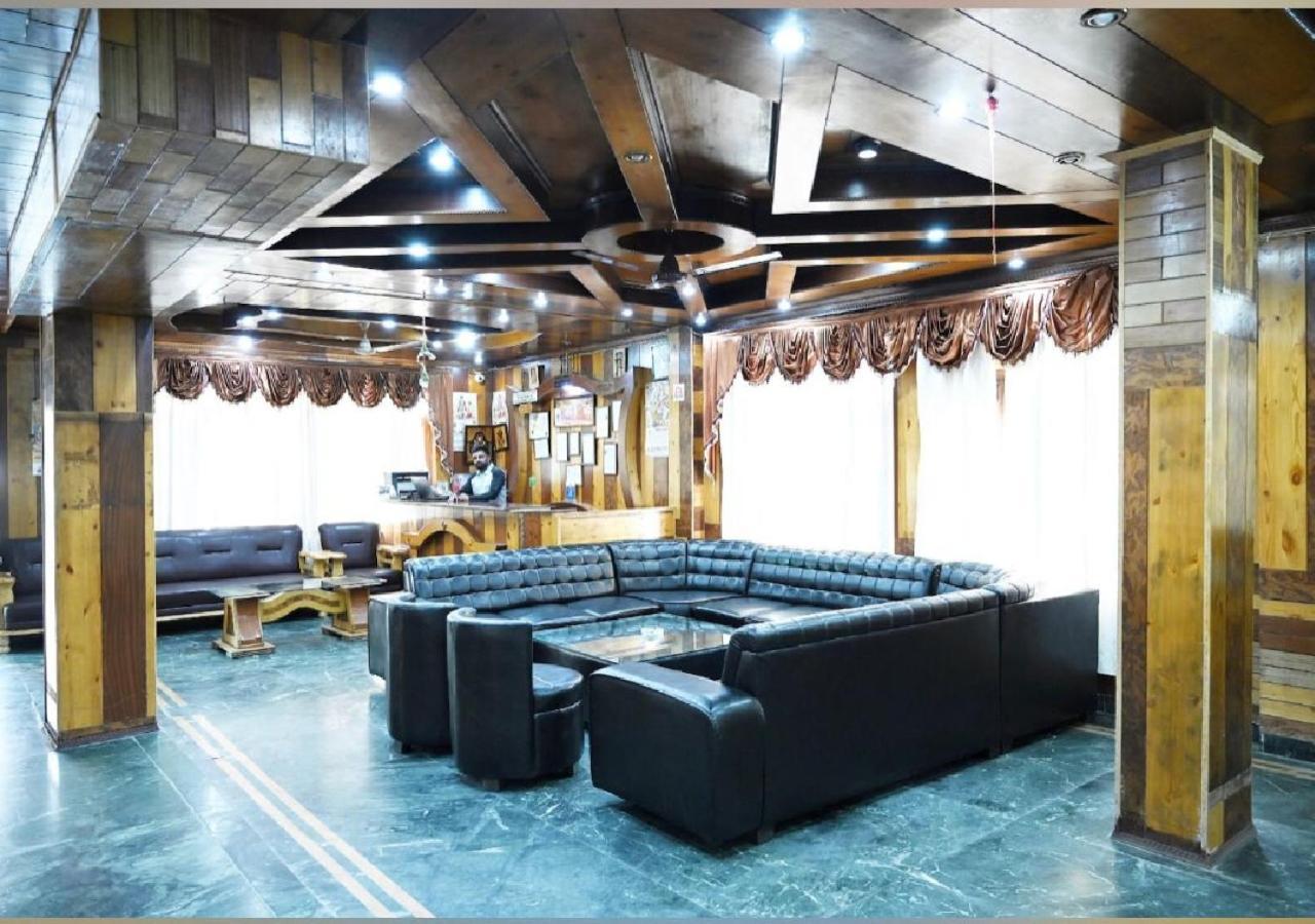 Himalayan Regency Near Mall Road Manāli Exterior foto